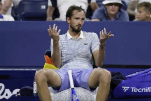 US Open 2025: Medvedev Ousted in Controversy, Sabalenka and Djokovic Advance as Southeast Asian Players Score Major Upsets