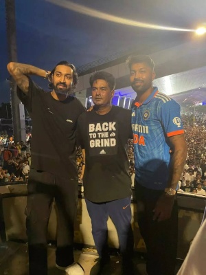 Teacher's Day: How Hardik Pandya and Krunal Pandya supported their 'guru' Jitendra Singh; provide financial assistance worth Rs 80 lakhs