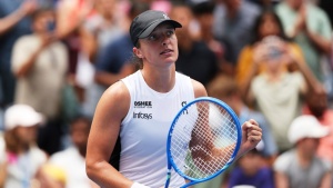 US Open: Watch Iga Swiatek handle 'dumb' question on why fans want her sweaty towels