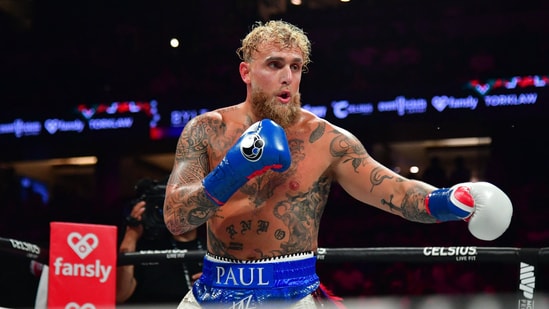 Jake Paul lands a punch on Julio Cesar Chavez Jr.